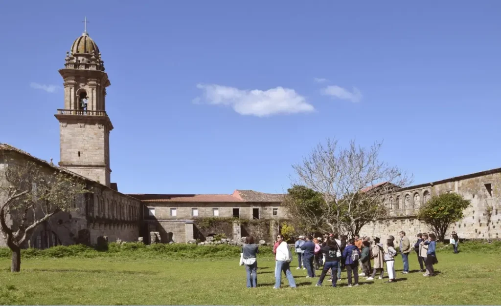 El Monasterio de Oia abre sus puertas en verano con una nueva propuesta de visitas guiadas